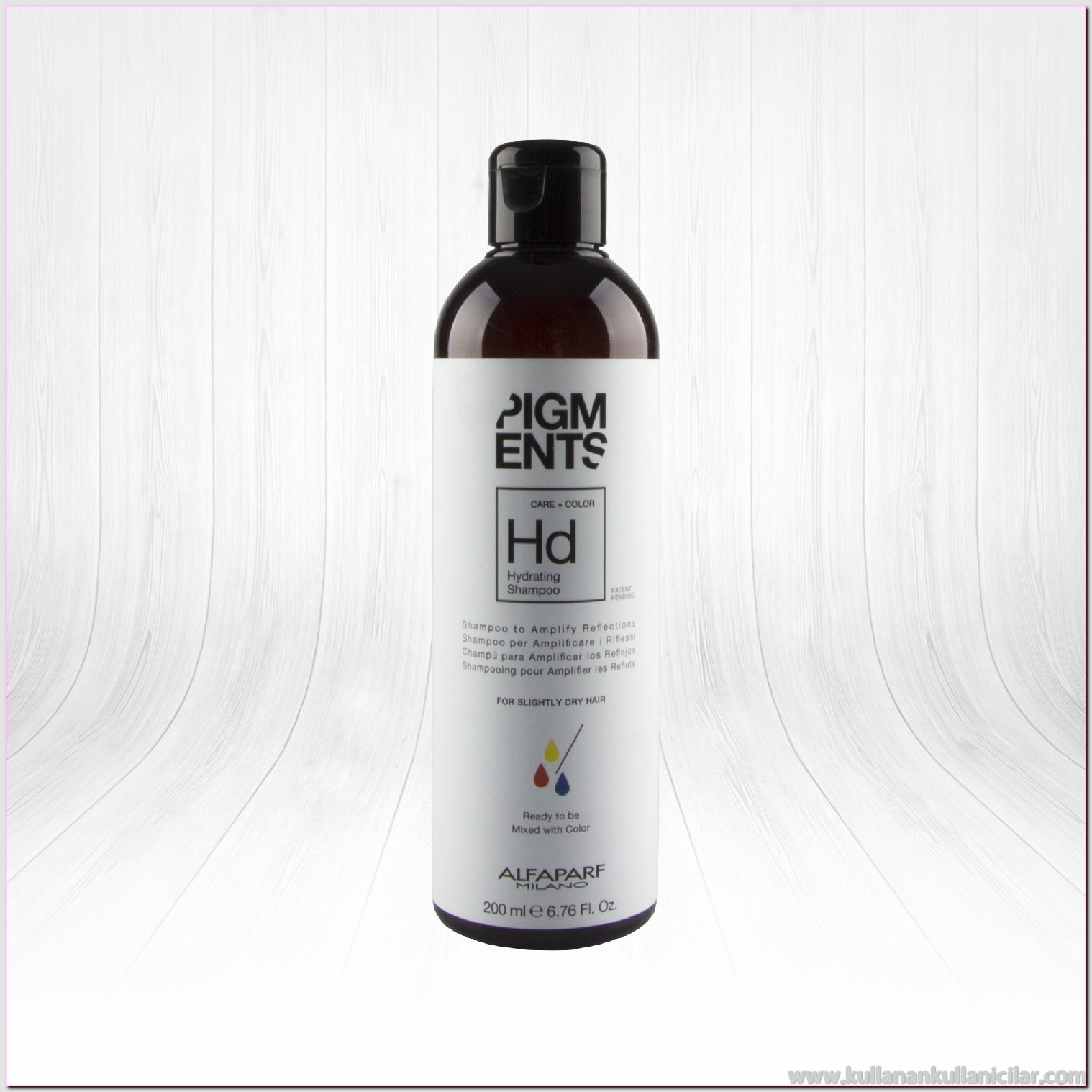 Alfaparf Pigments Hydrating Kuru Saçlar İçin Yansıma Şampuanı